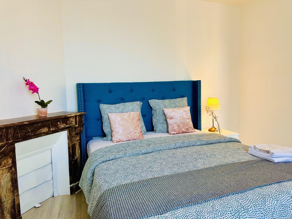 cost effective rental rooms in france paris